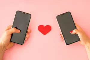 Aplicación de citas: Cómo destacar en OkCupid